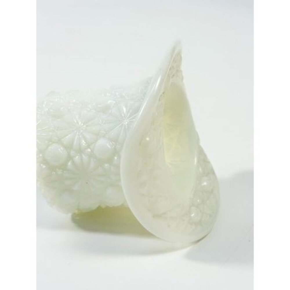 Toothpick Holder Vase Candleholder Fenton Daisy Button Top Hat Opalescent Milk G - Picture 6 of 16